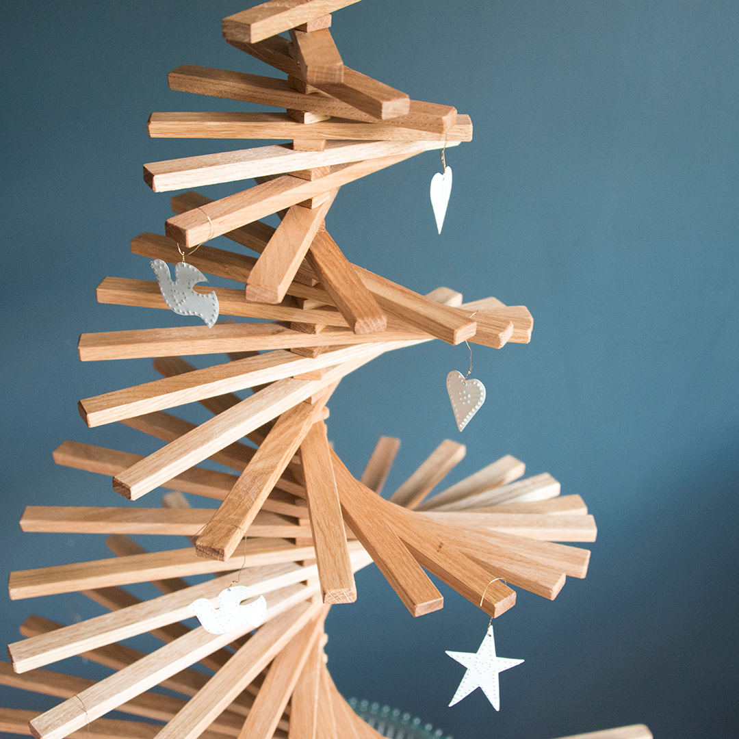 Wooden Holiday Tree - 3'