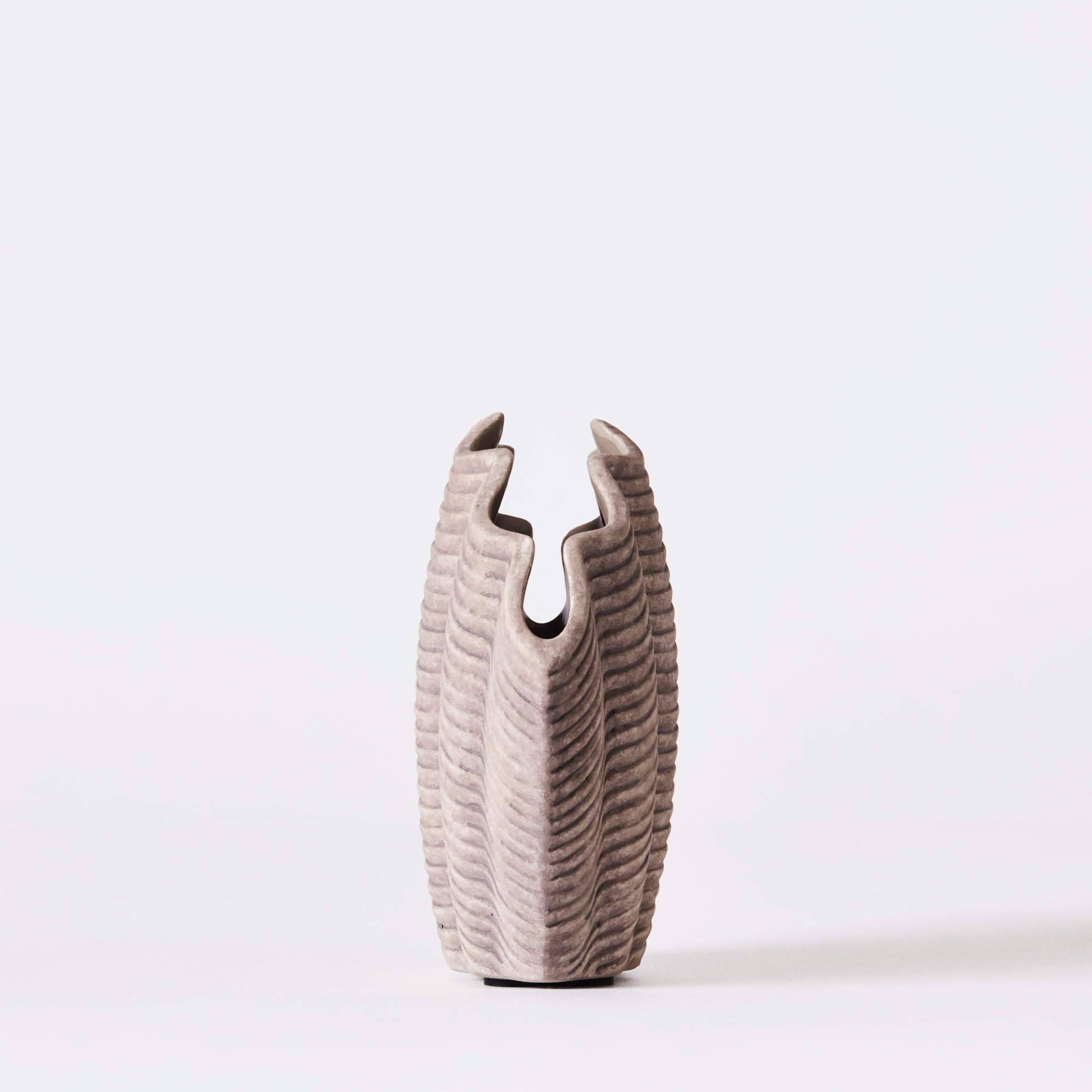 Concha Vase Grey Medium
