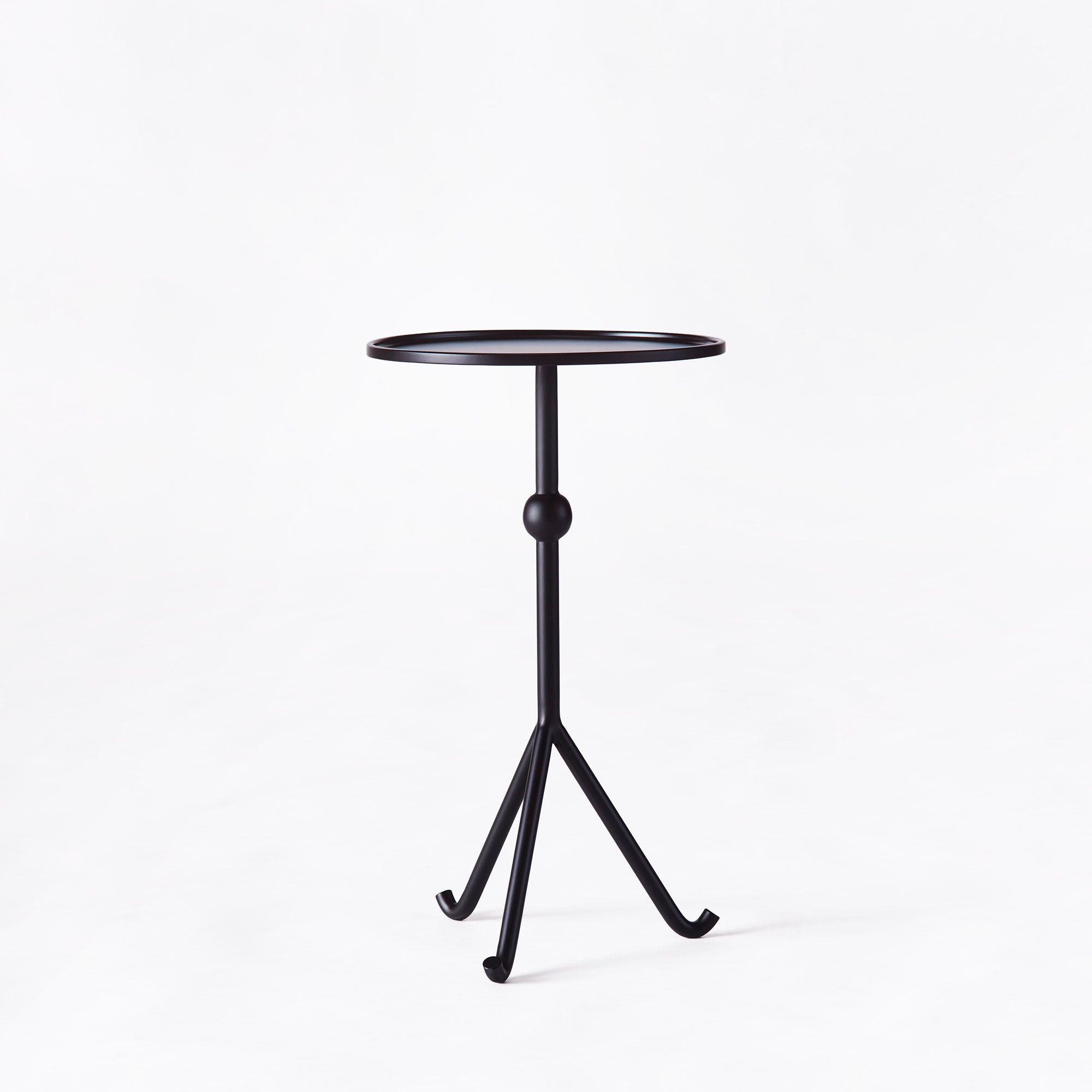 Dusty Deco | Dusty Martini Table