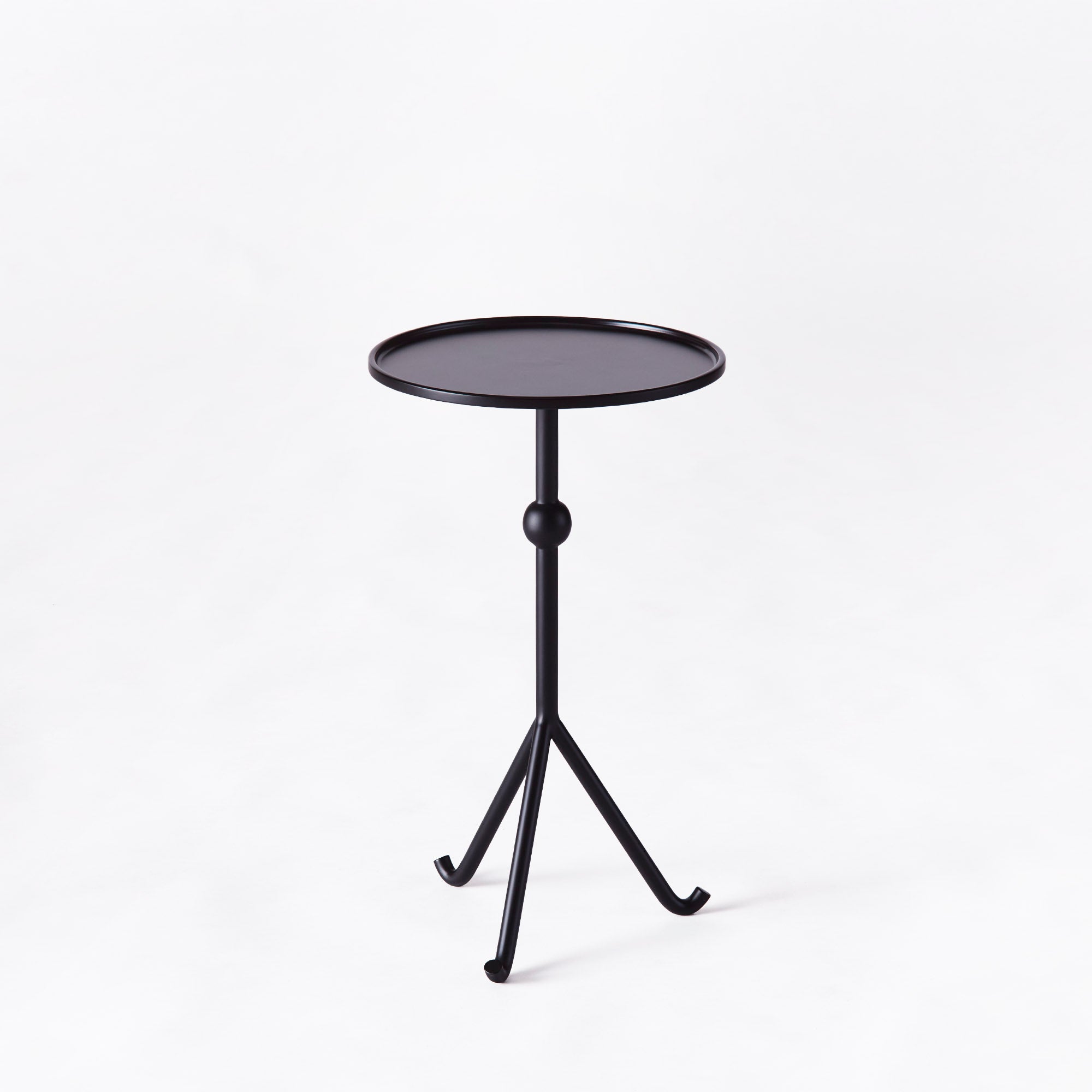 Dusty Deco | Dusty Martini Table
