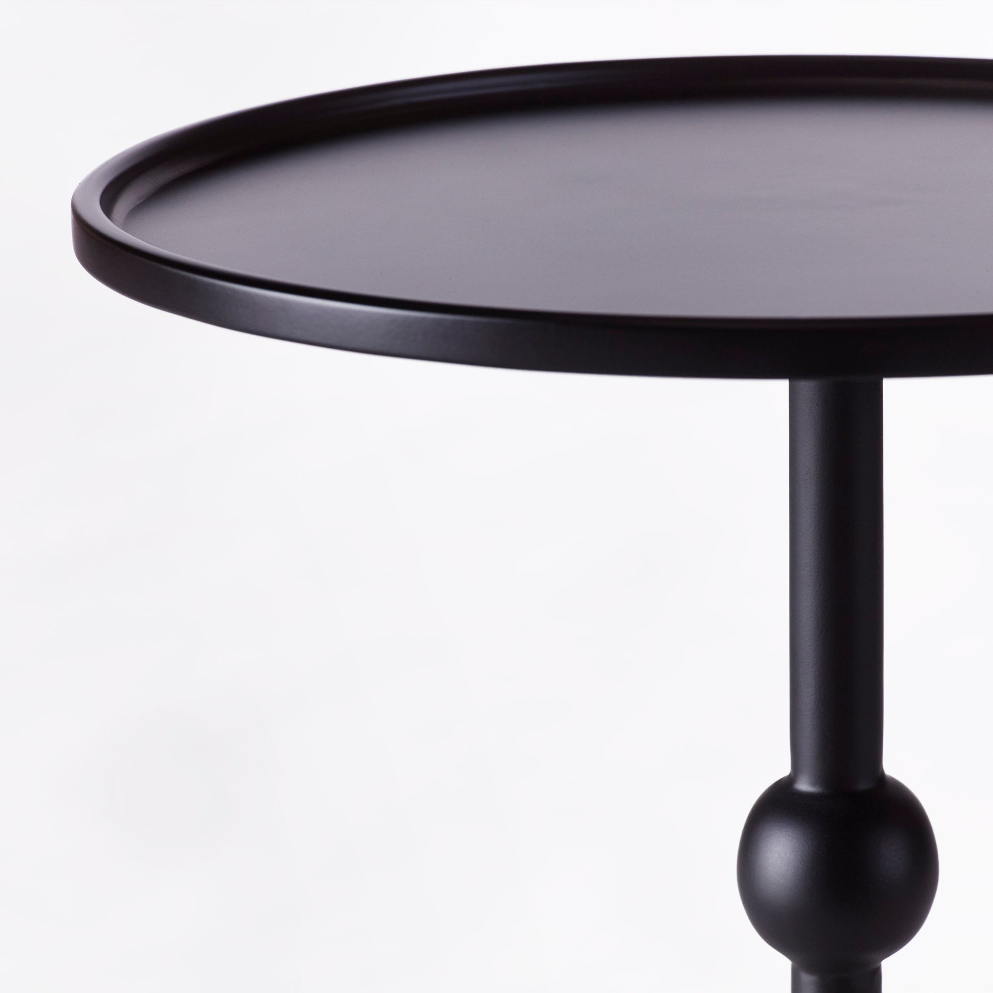 Dusty Deco | Dusty Martini Table
