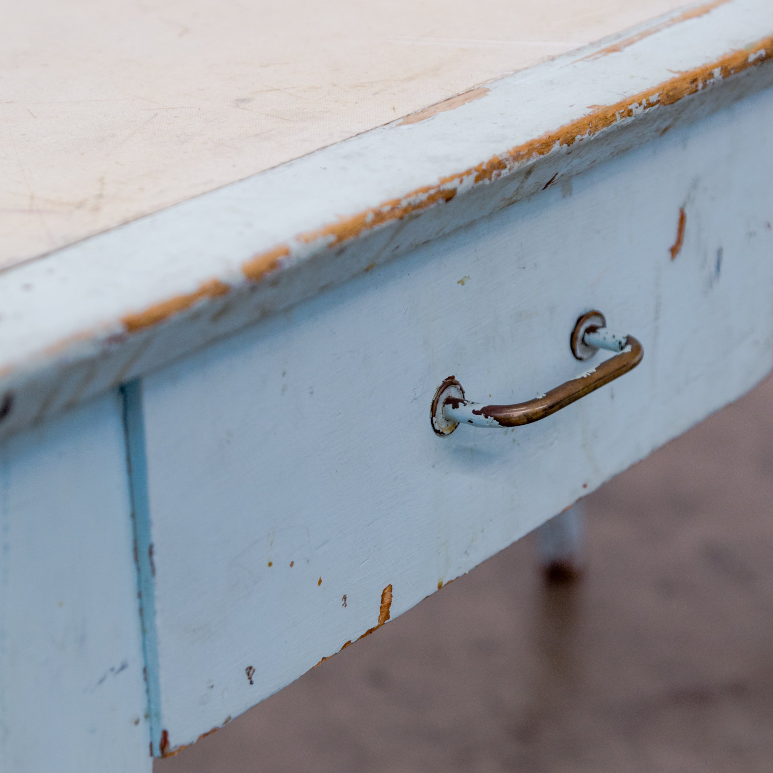 La Residence Universitaire Jean Zay Student Desk