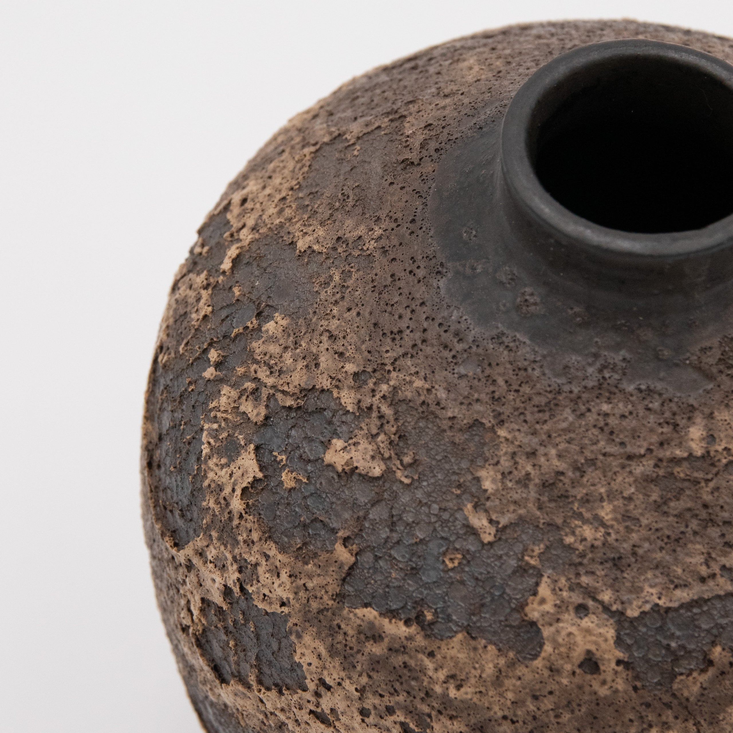 Alkimia Stoneware | Forge Vessel