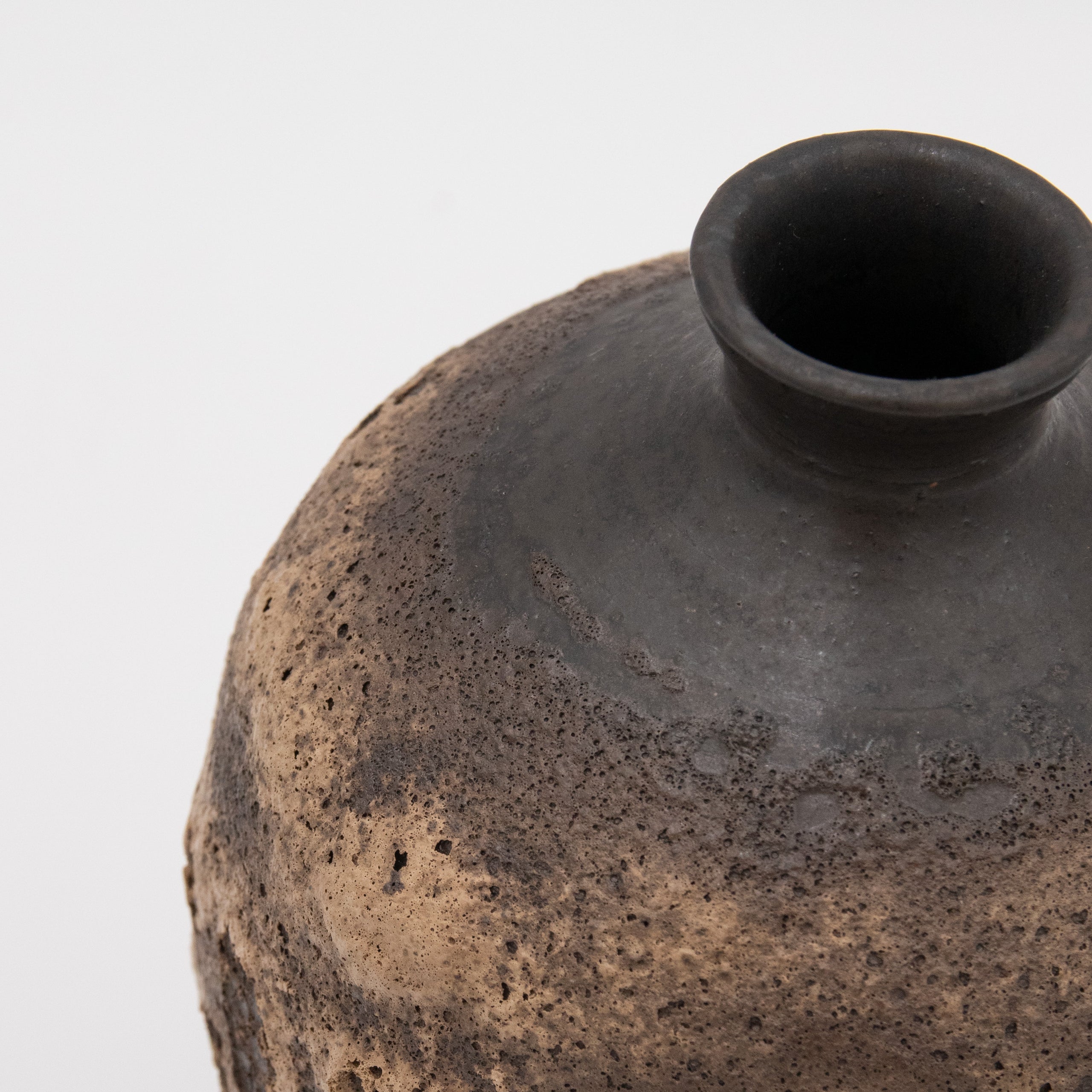 Alkimia Stoneware | Forge Vessel