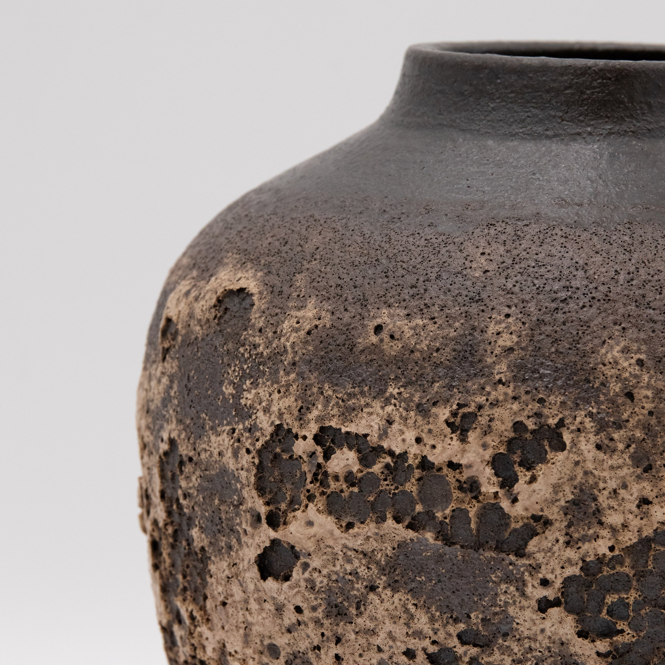 Alkimia Stoneware | Forge Vessel