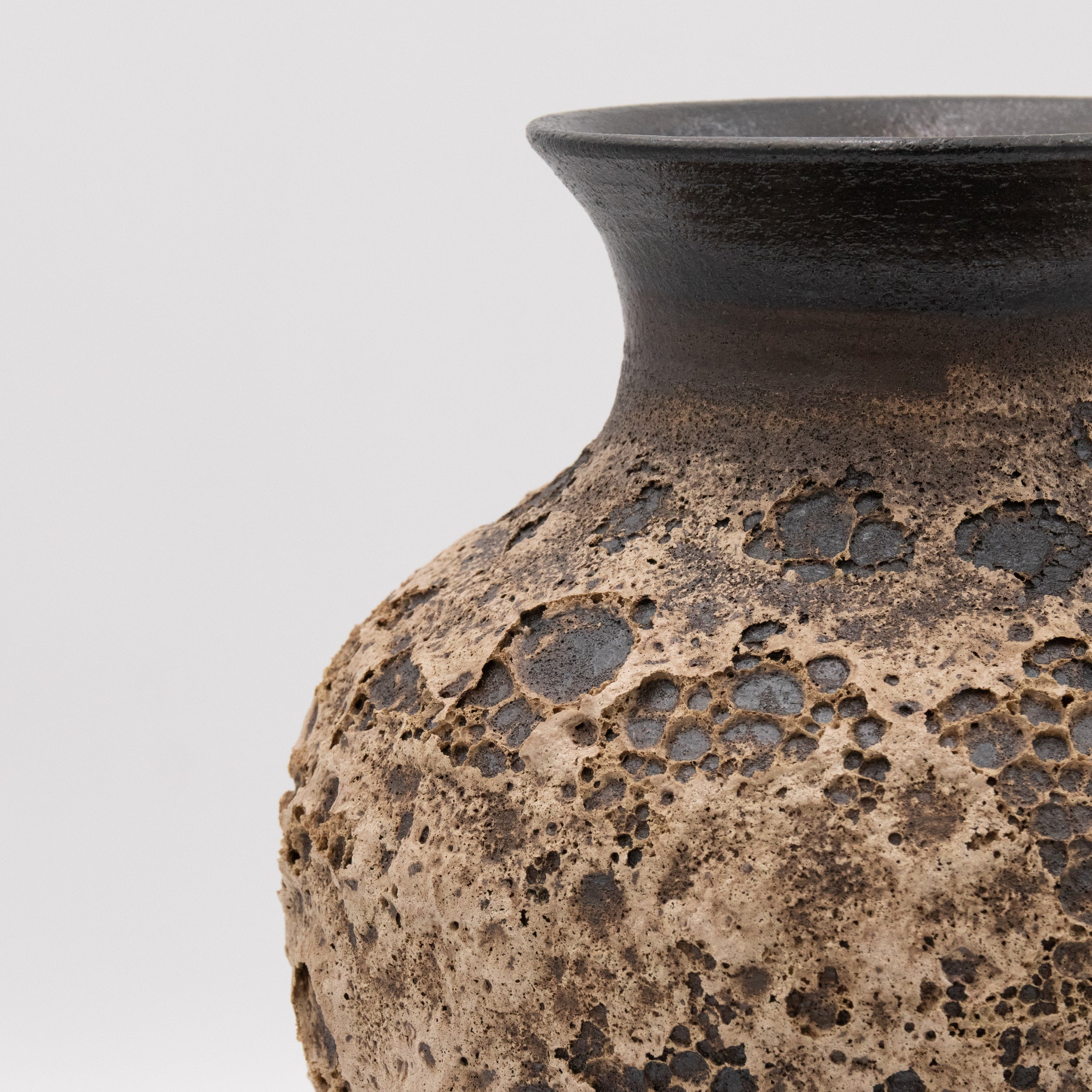 Alkimia Stoneware | Forge Vessel