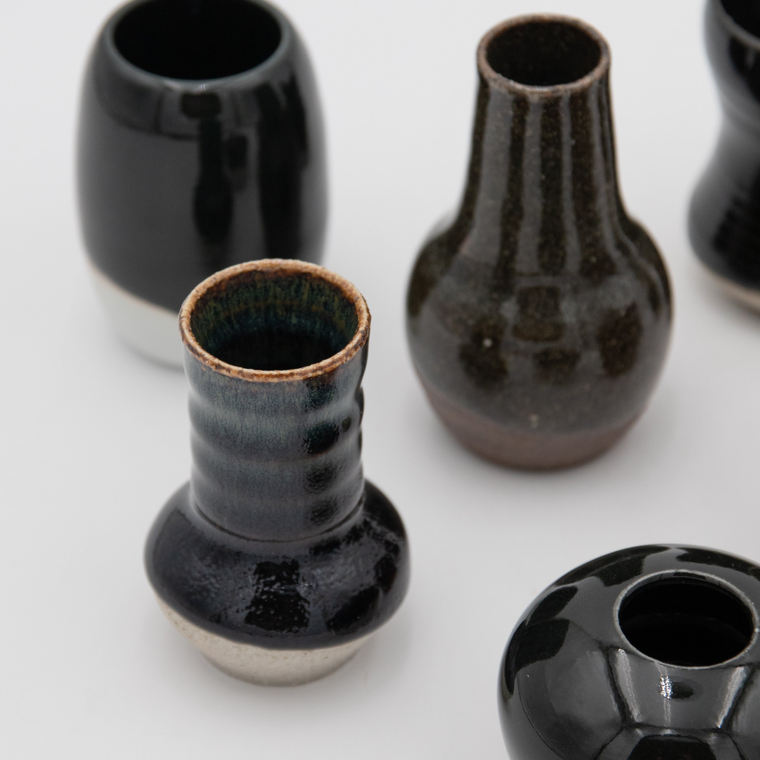 Sara Pilchman Ceramics | Tiny Pots - Dark Mix