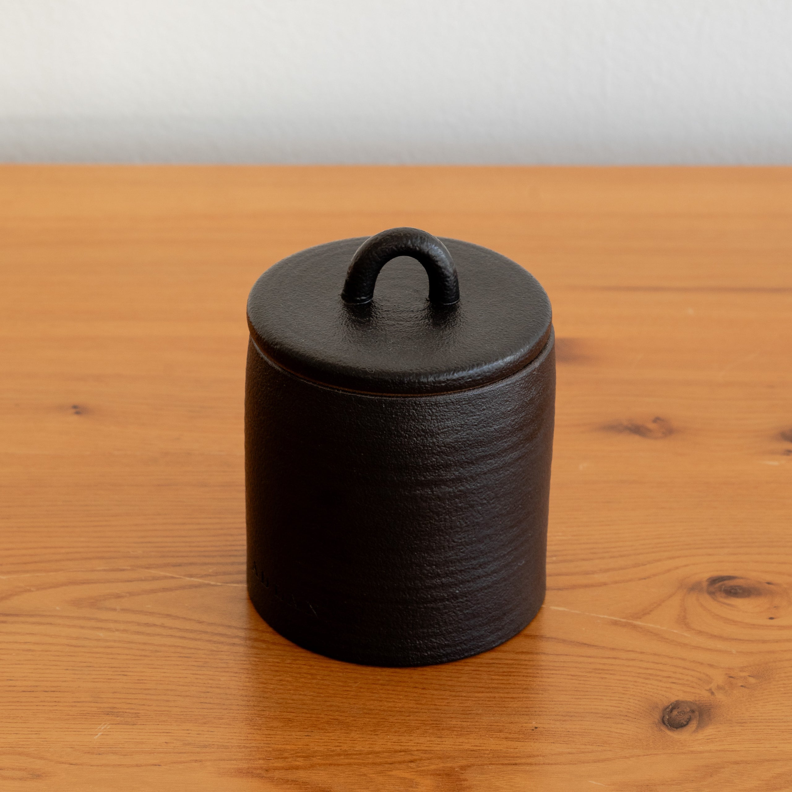Adlan Fragrances | Crowd Pleaser Candle