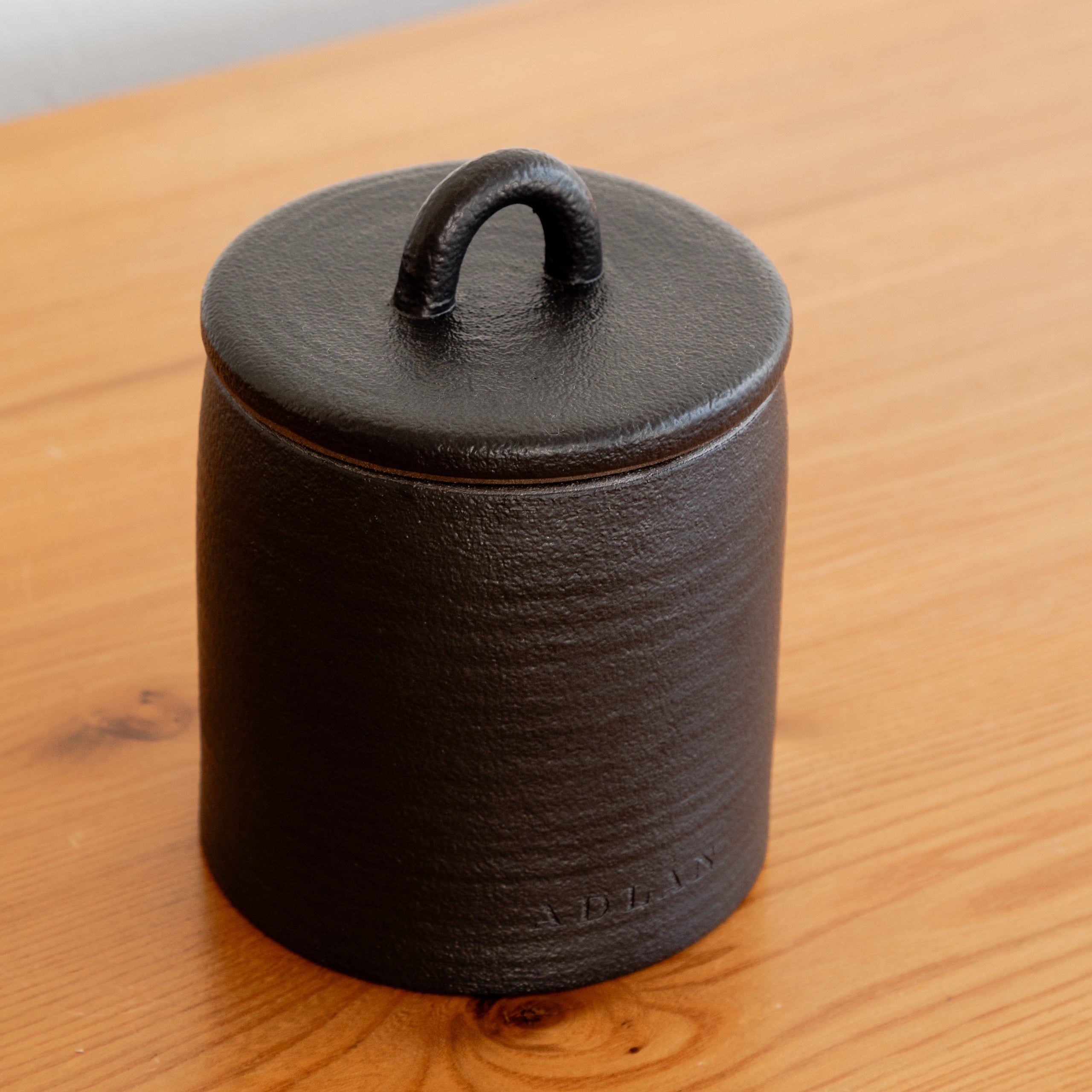 Adlan Fragrances | Crowd Pleaser Candle