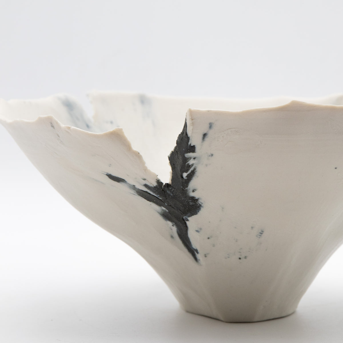 Studio Hanzashi | Inkblossom Bowl