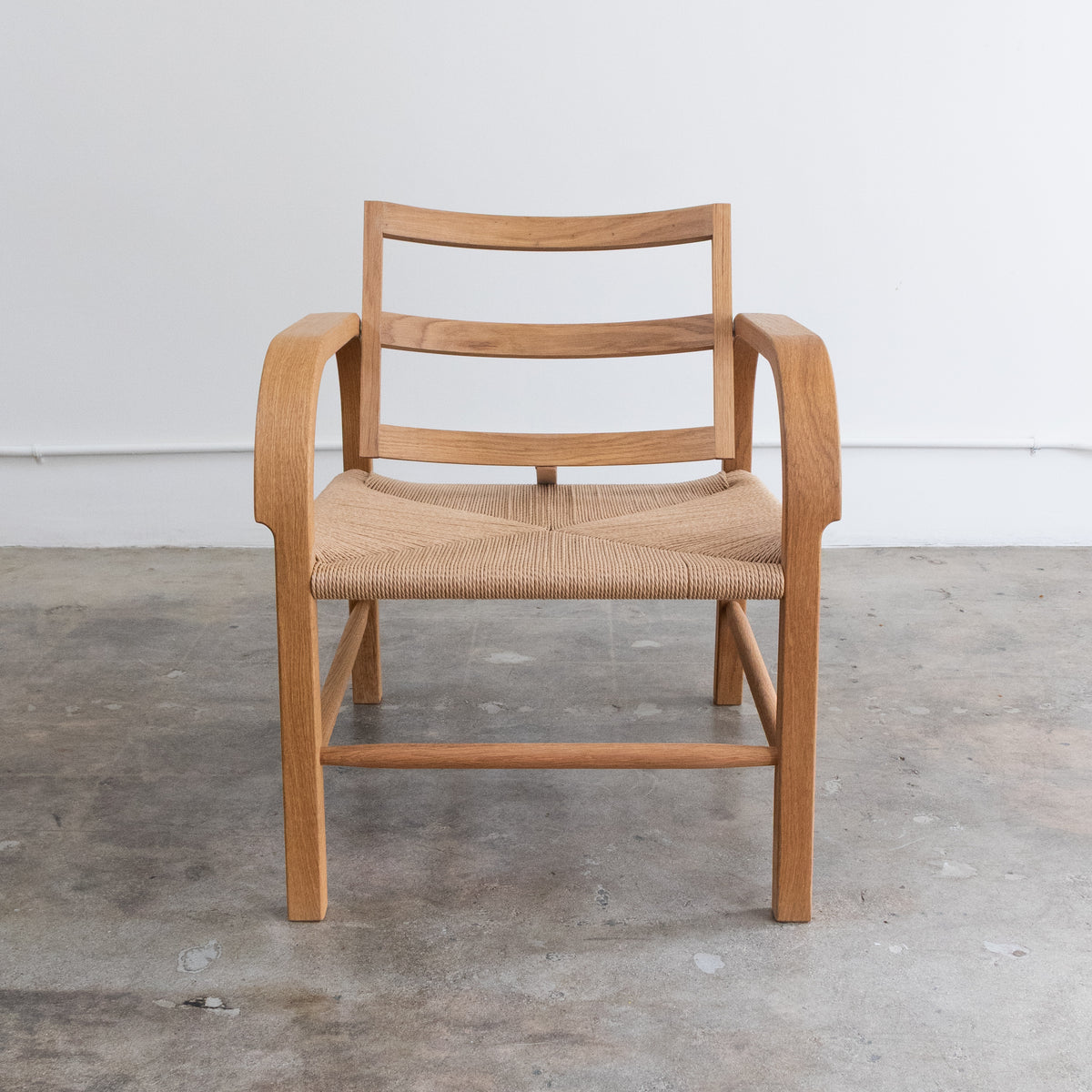 Mazo | Arch Lounge Chair