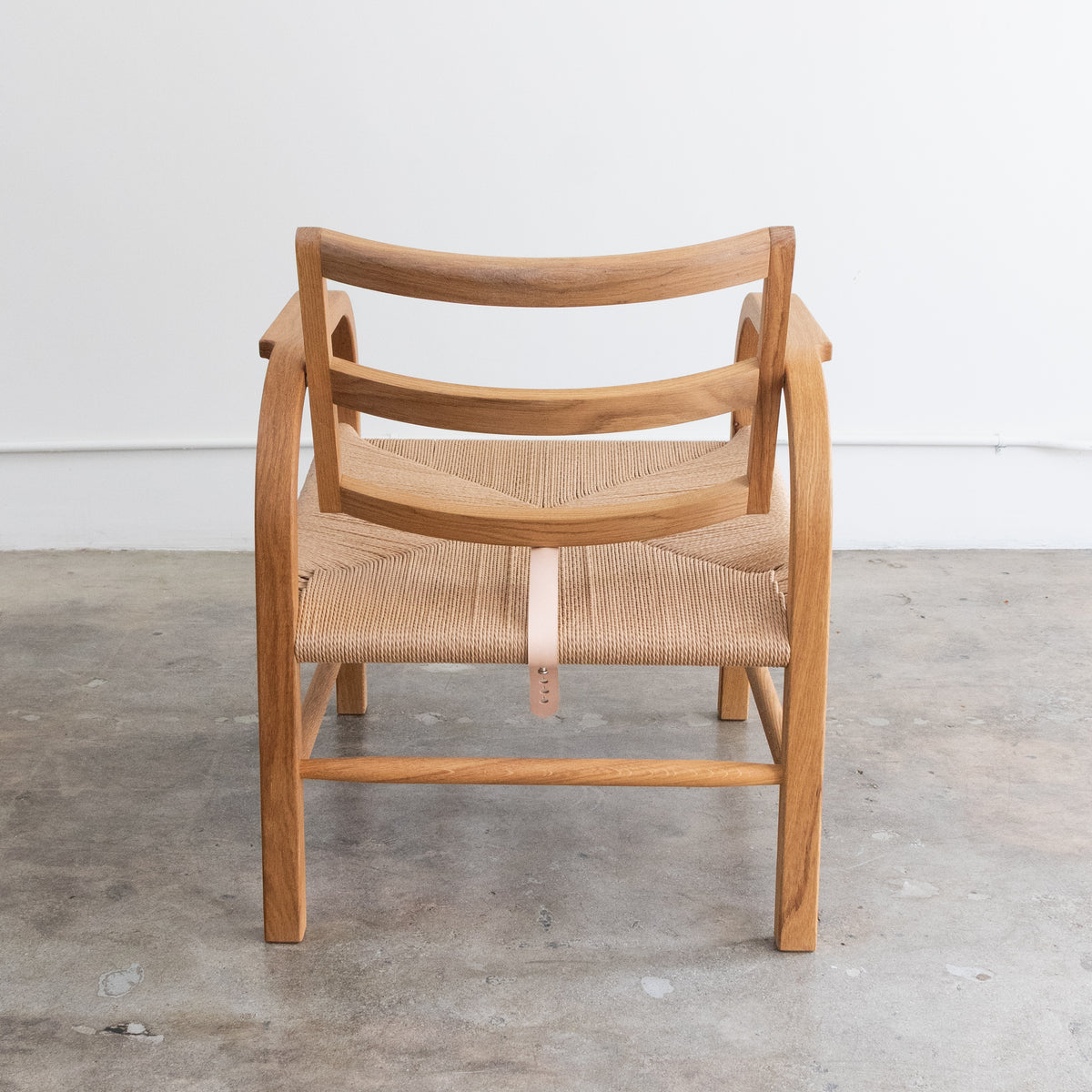 Mazo | Arch Lounge Chair