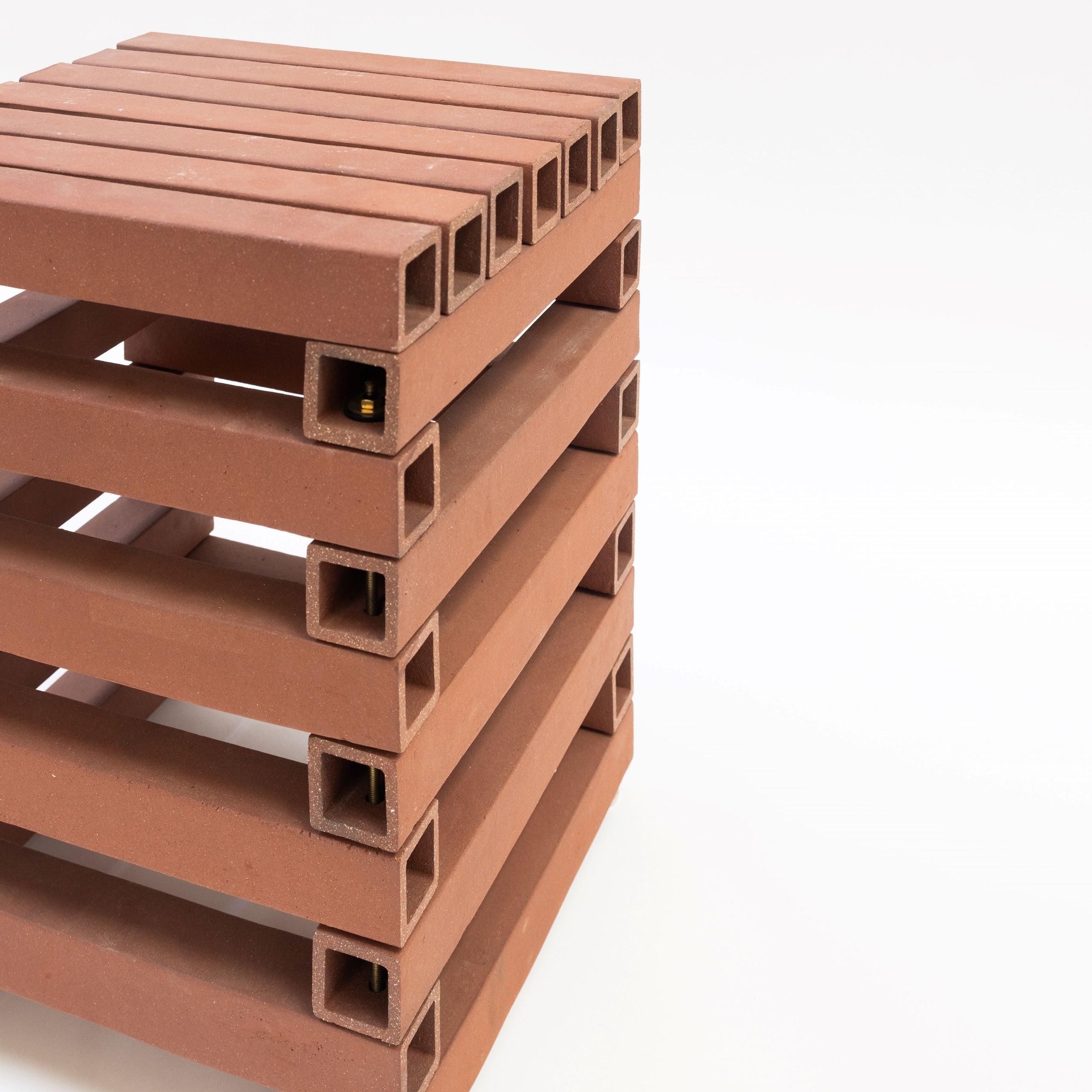 Hyunuko | Toobiture Side Table
