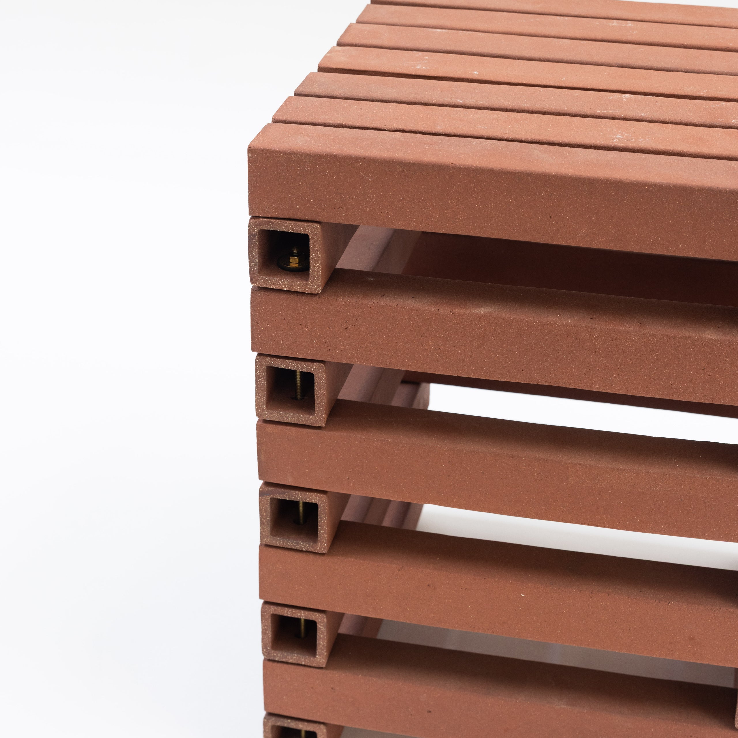 Hyunuko | Toobiture Side Table