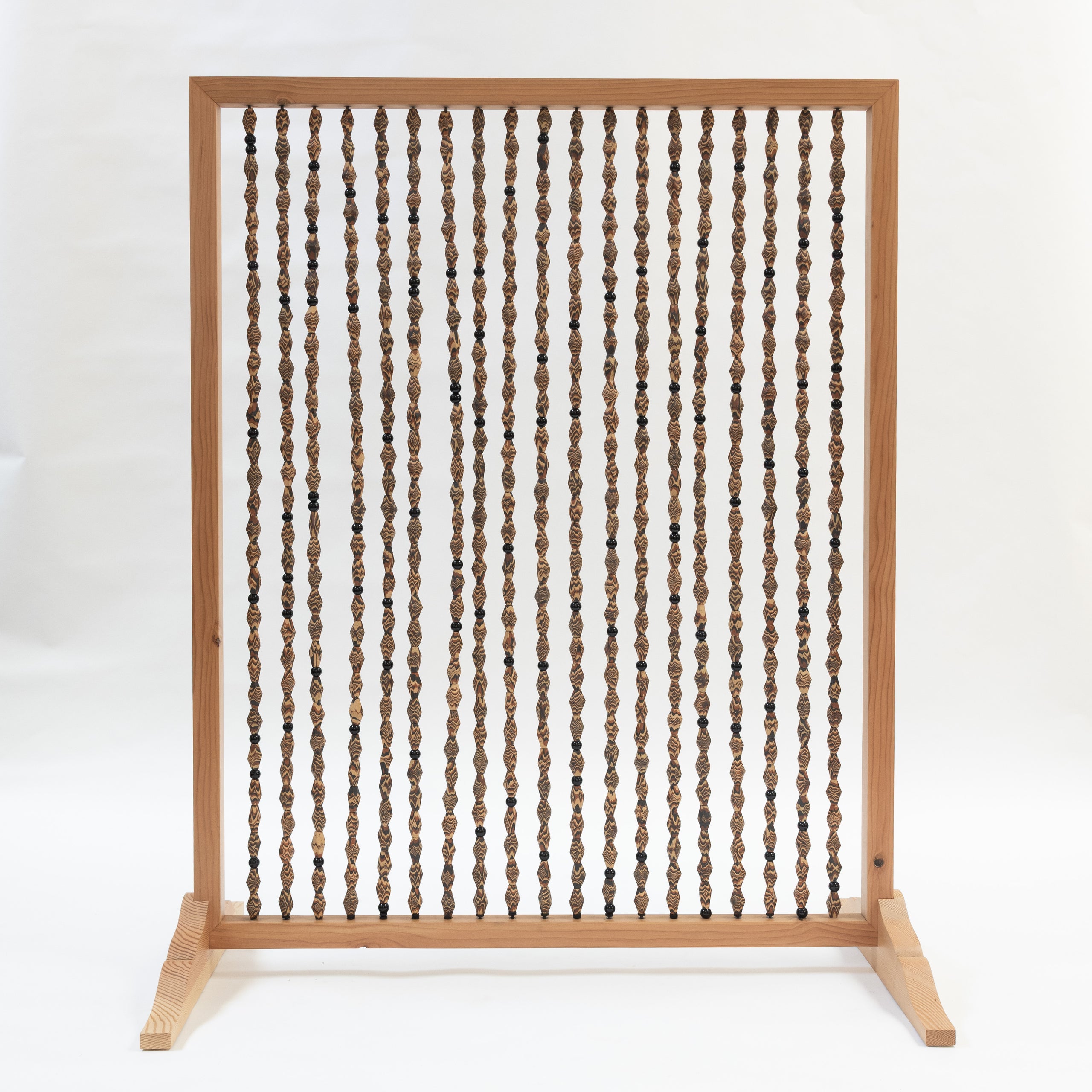 Hyunuko | Bead Screen - Light Frame