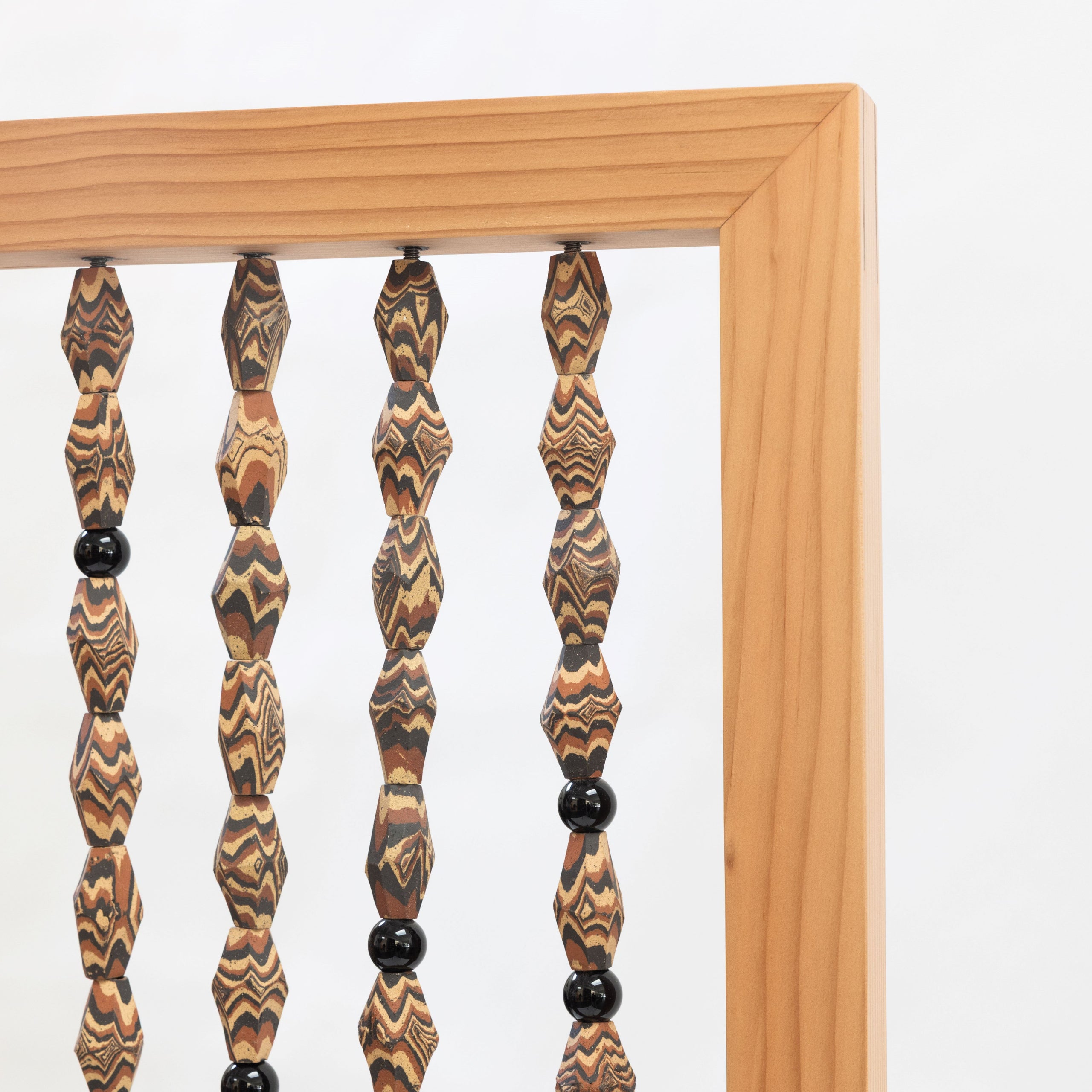 Hyunuko | Bead Screen - Light Frame