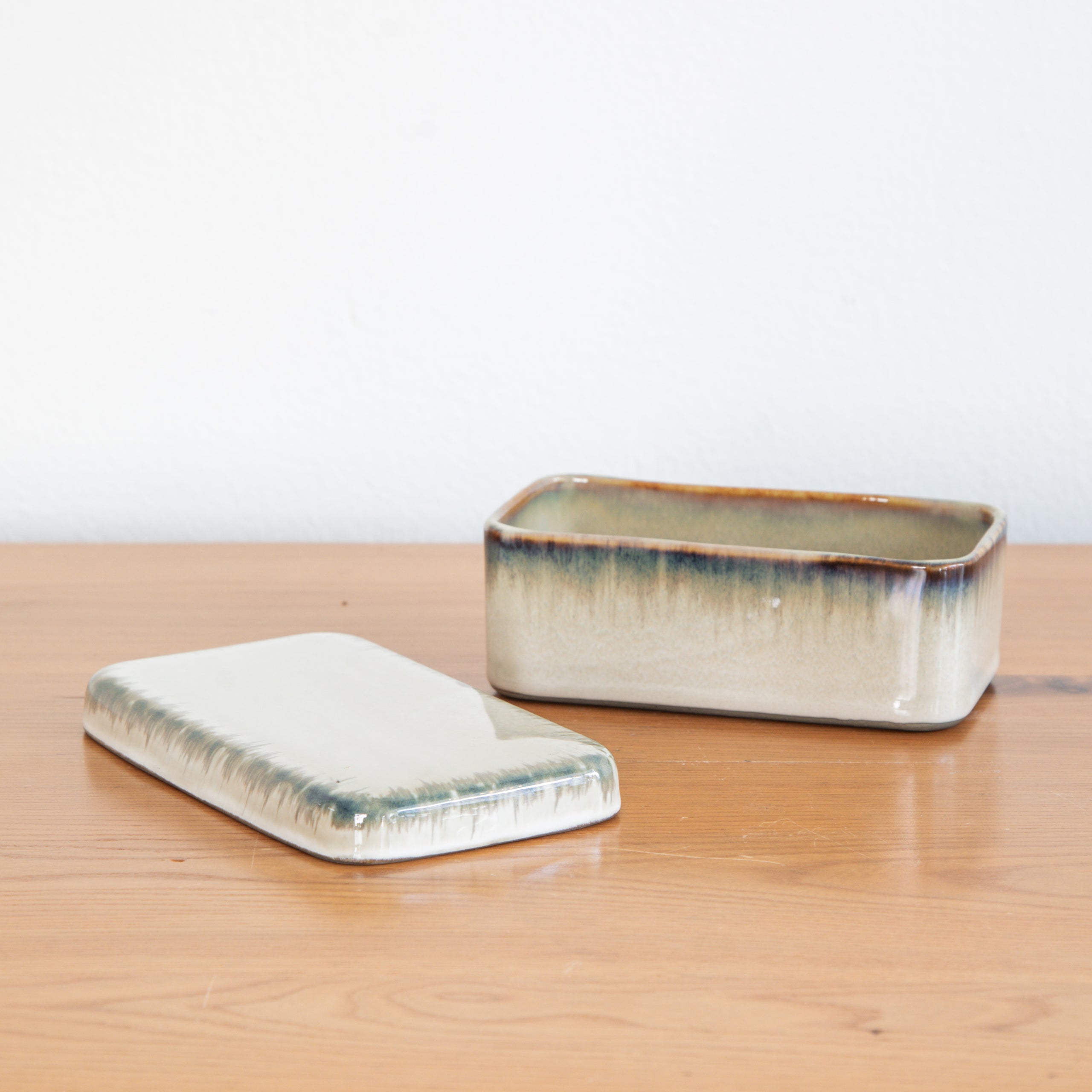 Anita Le Grelle | Lidded Ceramic Vessel Misty Grey
