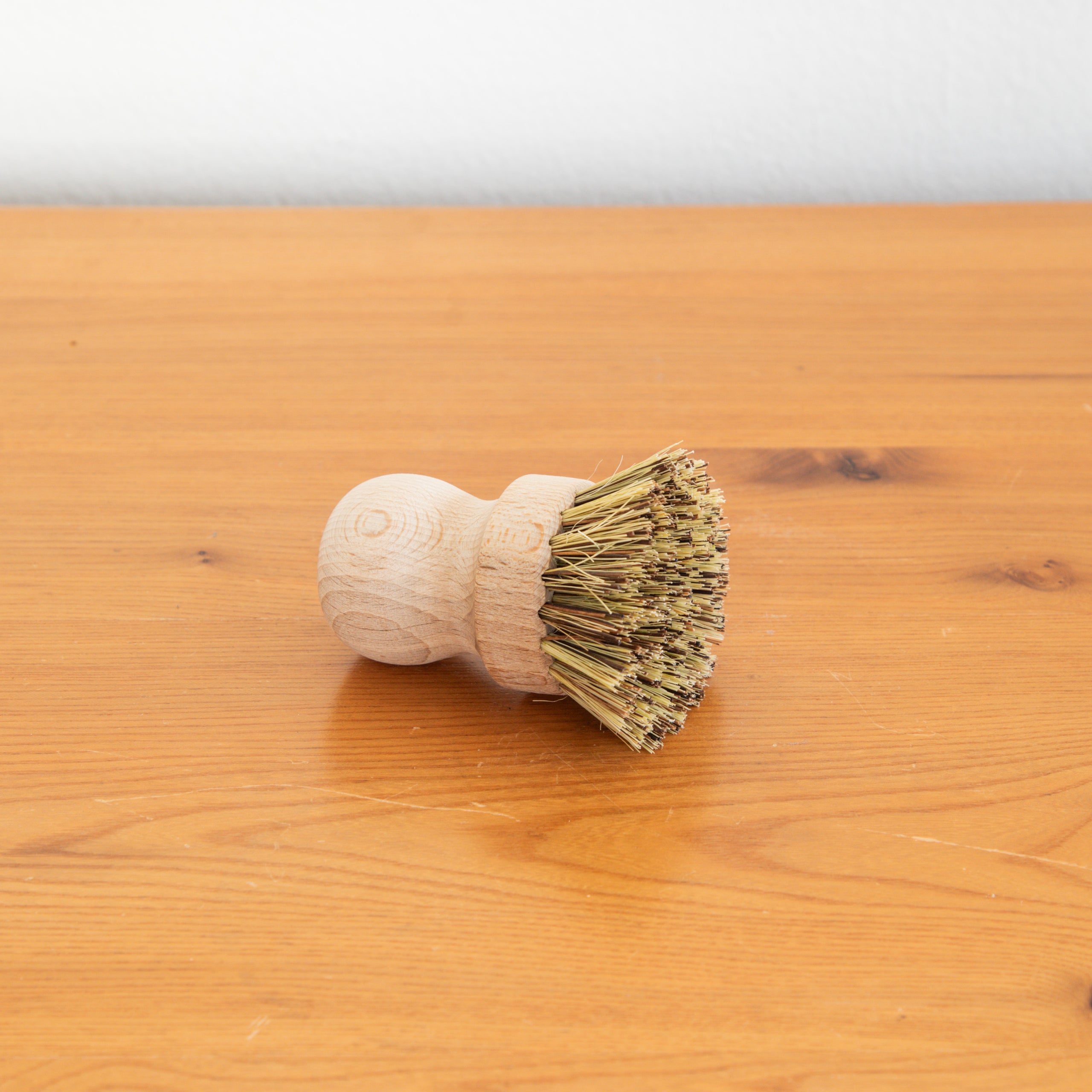 Pot + Pan Brush