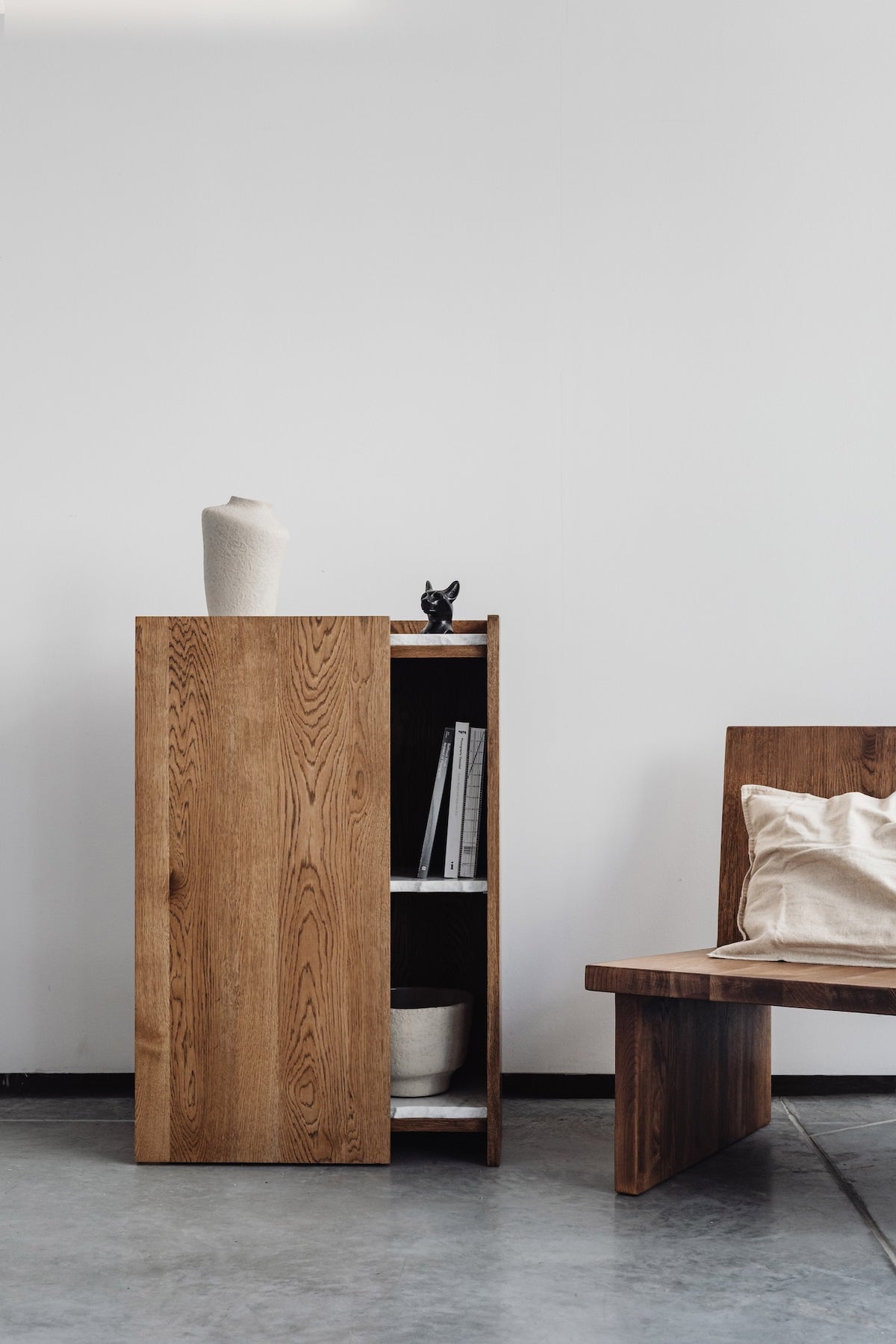 Un'Common | Pavo Cupboard