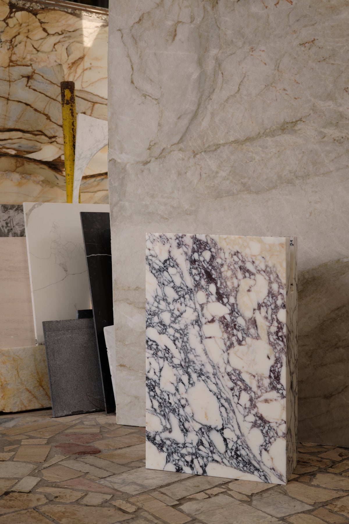 Un'Common | Camo Marble Console