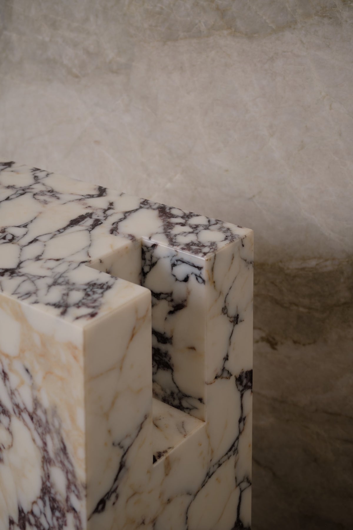 Un'Common | Camo Marble Console